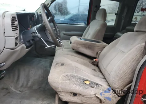 1998 Chevrolet Gmt-400 K1500 from USA, damaged, VIN 1GCEK19R8WE252131